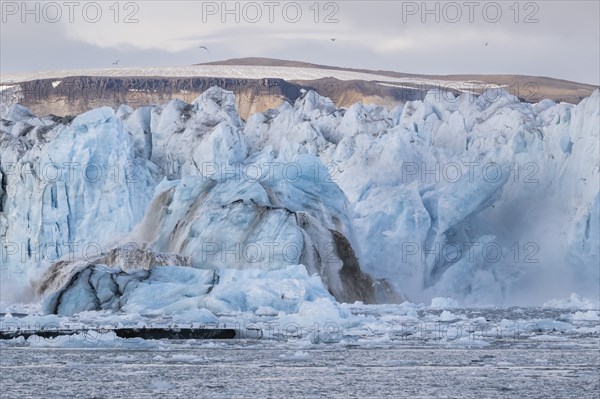 Calving glacier, calving, edge of Negribreen, Stjorfjord, Spitsbergen Island, Svalbard and Jan