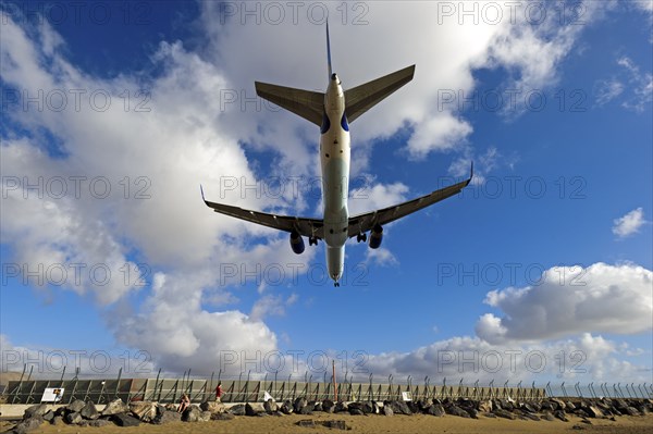Landing aeroplane, Airport, Arrecife, Lanzarote, Canary Islands, Spain ILanding aeroplane,