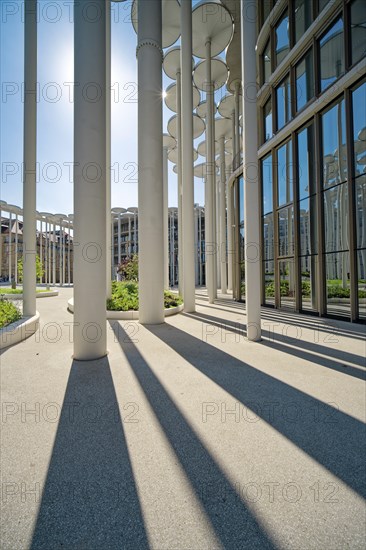 Säulengarten, SAB Forum, new building Sächsische Aufbaubank, Leipzig, Saxony, Germany, Europe