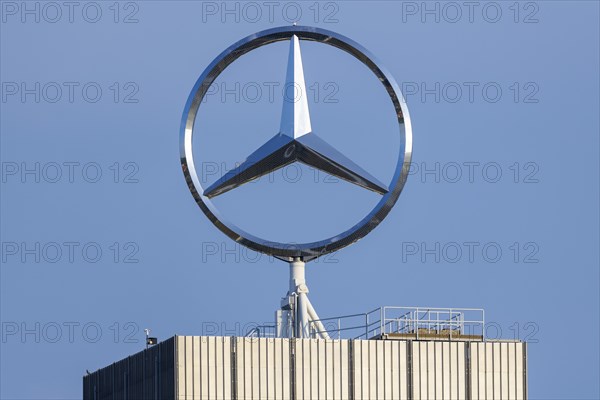 Merdedes-Stern, Daimler, Mercedes-Benz, Group Headquarters, Stuttgart-Untertürkheim,