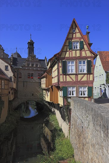 The Malerwinkelhaus with a view of the Main Gate on Breitbach, Marktbreit town, Litzingen district,