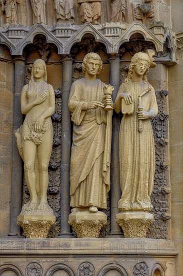 Portal of the Church of Our Dear Lady, French Gothic, detail, Trier, Rhineland-Palatinate, Germany,