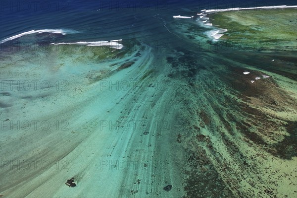 Underwater waterfall, optical illusion, natural phenomenon, aerial view, reef, coral reef, fringing