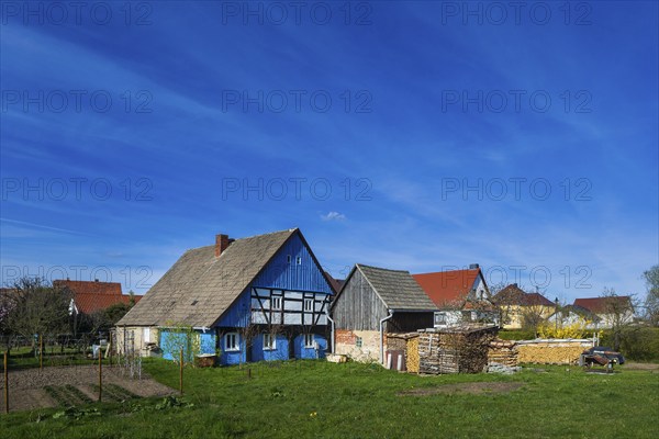 Nowoslicy, is a village with about 100 inhabitants in the Upper Lusatian district of Bautzen
