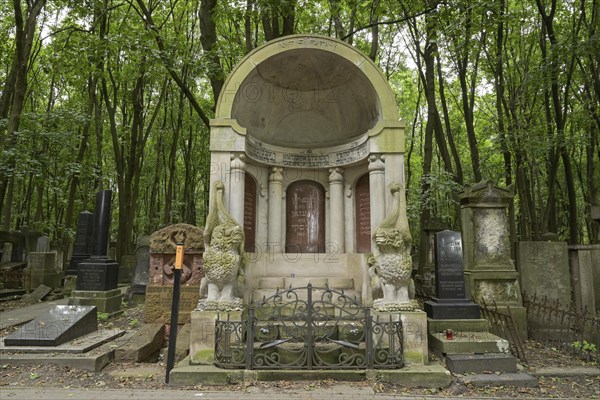 Gravestones, Graves of honour, Jewish cemetery at Okopowa Street, Warsaw, Mazowieckie Voivodeship,