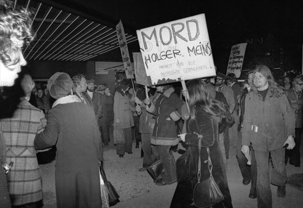 Left-wing sympathisers of the Red Army Faction (RAF) protesting in Dortmund on 13.11.1974 after the