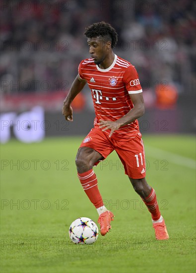 Kingsley Coman FC Bayern Munich FCB (11) on the ball Allianz Arena, Munich, Bavaria, Germany,