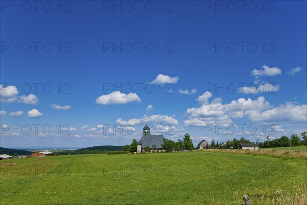 Zinnwald-Georgenfeld is the highest easternmost winter sports centre in the Ore Mountains and,