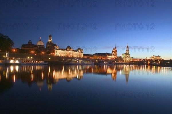 Dresden Scherenschnitt