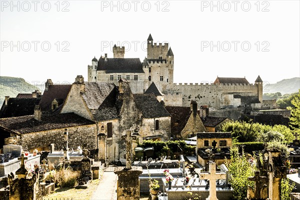 Medieval village and castle, château de Beynac, Beynac-et-Cazenac, Dordogne, Périgord, Département