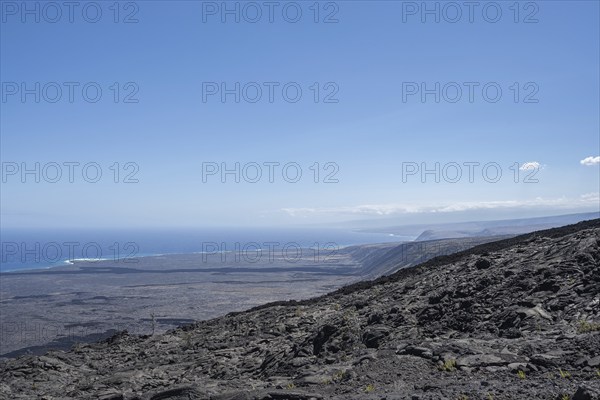 Lava rock at Mau Loa o Mauna Ulu, Chain of Craters Road, Hawaii Volcanoes National Park, Big