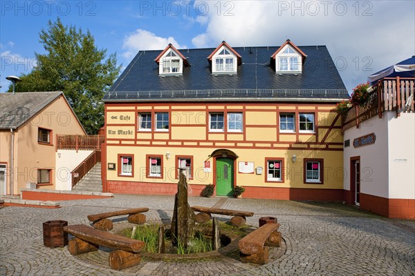 Höckendorf is a district of the Saxon municipality of Klingenberg in the Sächsische
