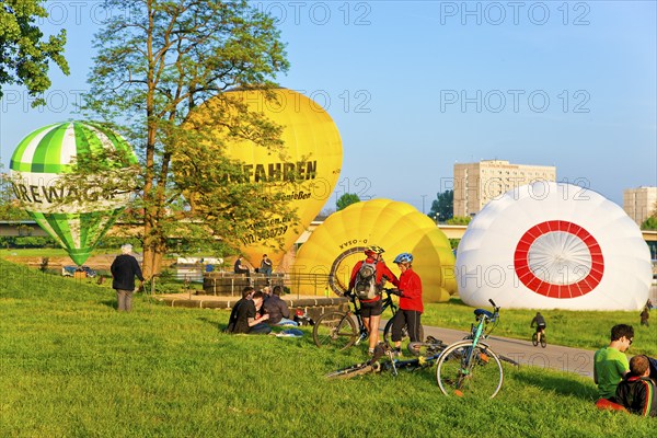 Dresden hot air balloon launches on the banks of the Neustadt Elbe