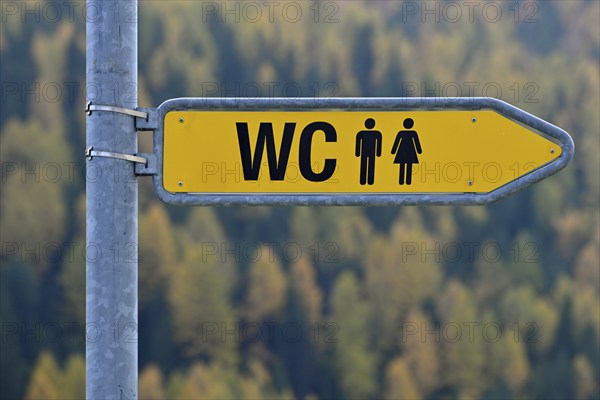 Signpost WC