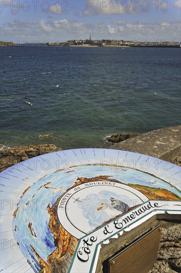 Saint-Malo seen from viewpoint at the Pointe du Moulinet, Dinard, Brittany, France, Europe