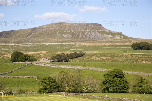 Carboniferous limestone scenery Pen Y Ghent, Yorkshire Dales national park, England, UK from Horton
