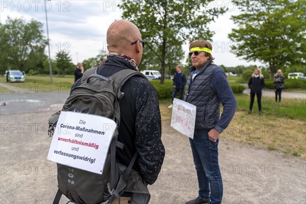 Demonstration against the restrictions in the Corona crisis, anti-vaccination, protest against