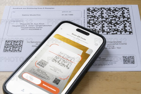 Symbolic image of an e-prescription, prescription issued by a doctor, with QR code, is scanned