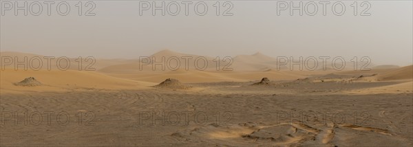 Sandstorm in the desert, dunes, Erg Chebbi, Sahara, Merzouga, Morocco, Africa