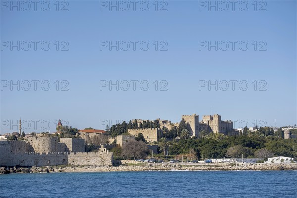 Town view of Rhodes town with town wall and Grand Master's Palace, Rhodes, Dodecanese archipelago,