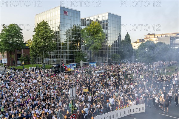 Demo against the AFD party conference in the Grugahalle in Essen, over 5000 participants came to
