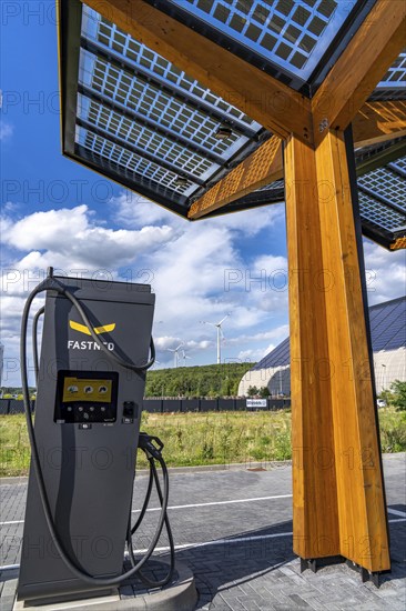 E-fuelling station on the site of the former Lohberg colliery in Dinslaken, 4 300 kW fast-charging