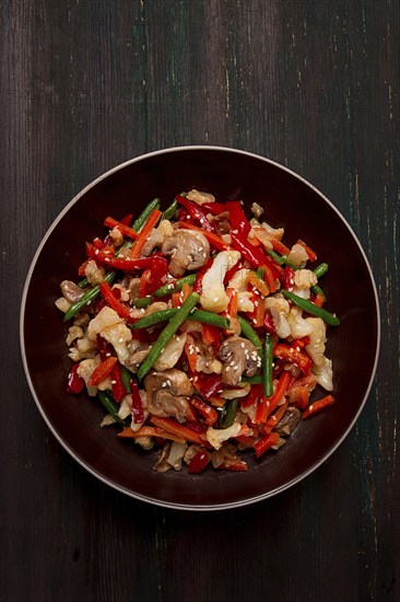 Wok, Asian-style vegetables, street food, mixed vegetables, no people, top view