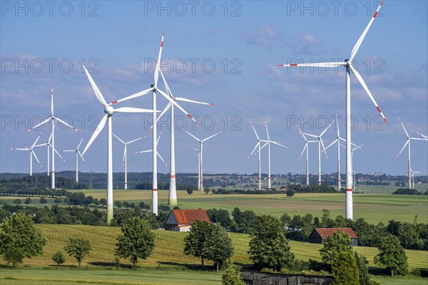 Wind farm north-east of Bad Wünnenberg, East Westphalia Lippe, Paderborn district, with the A44