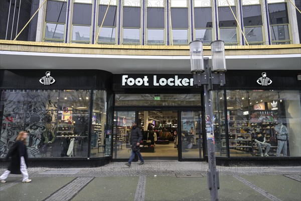 Foot Locker Sportschuhe, Wilmersdorfer Straße, Charlottenburg, Berlin, Germany, Europe