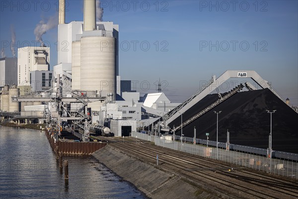 Grosskraftwerk Mannheim AG, GKM, hard coal-fired power plant generates electricity and district