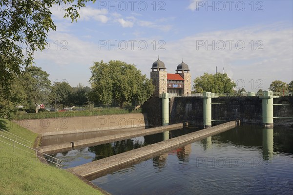 Old shaft lock and water basin, Henrichenburg boat lift, Waltrop Lock Park, Route of Industrial