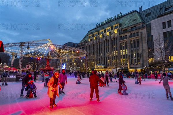 Ice rink Kö on Ice, at the northern end of Königsallee, Christmas market, t in Düsseldorf, North