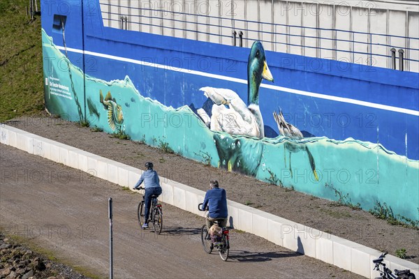 Stormwater overflow basin on Osterfelder Straße in Oberhausen, on the Rhine-Herne Canal and the