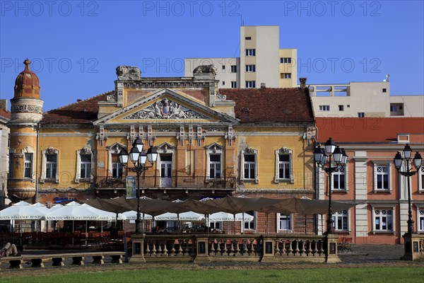 The house with the lions at Piata Unirii, Unification Square, Timisoara, Timisoara, Banat, Romania,