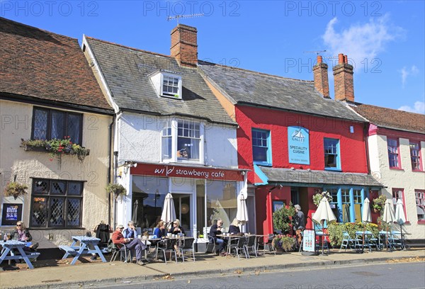 Wild Strawberry cafe and the Galley restaurant, Woodbridge, Suffolk, England, UK people sitting
