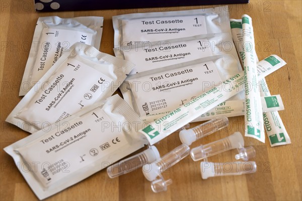Corona antigen rapid test, lay test, self-test, for the detection of SARS-CoV-2 infection