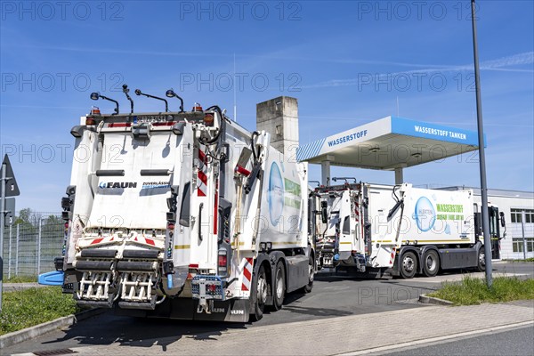 Hydrogen filling station, waste disposal vehicles, rubbish trucks, of the municipal waste disposal