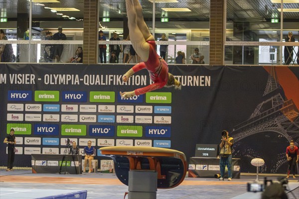 Olympic qualification in apparatus gymnastics in Rüsselsheim Picture: Karina Schönmaier on the