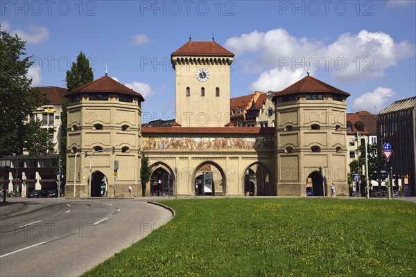 Europe, Germany, Bavaria, Munich, Isartor, part of the old city wall, now Valentin-Karlstadt