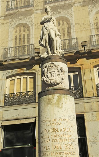 Sculpture of Venus, La Mariblanca, Plaza de la Puerta del Sol, Madrid, Spain, Europe