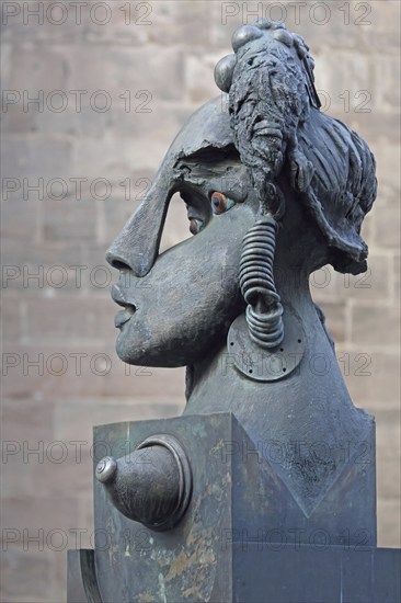 Sculpture Lech and Malsche by Jürgen Goertz, Malsche, female figure, head, face, bizarre, abstract,