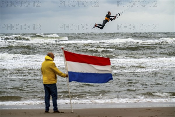 Hoek tot Helder, the longest downwind kite trip race in the world, 130 kilometres in one day along