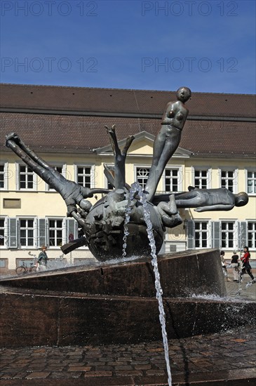 Fountain on Karlsplatz, 1978 by Michael Schoenholtz, the fountain commemorates the humanist and
