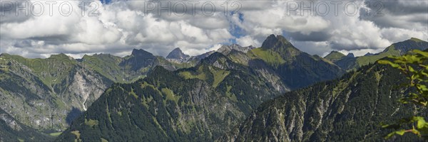 Mountain panorama from Söllereck to Höfats, 2259m, Allgäu Alps, Allgäu, Bavaria, Germany, Europe