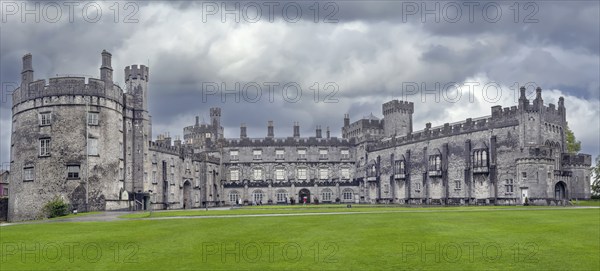 Kilkenny Castle is a castle in Kilkenny, Ireland built in 1195. View from courtyard