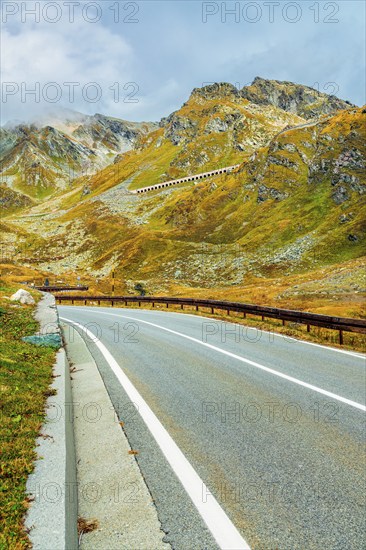Road to border pass Great Sankt Bernhard (Col du Grand Saint-Bernard), valley Aostatal, Region