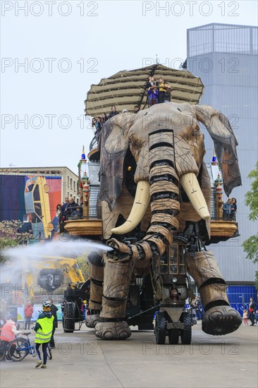 Tourist attraction The Great Elephant on the Ile de Nantes in the Loire, Nantes, Loire-Atlantique