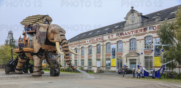 Tourist attraction The Great Elephant on the Ile de Nantes in the Loire, Nantes, Loire-Atlantique