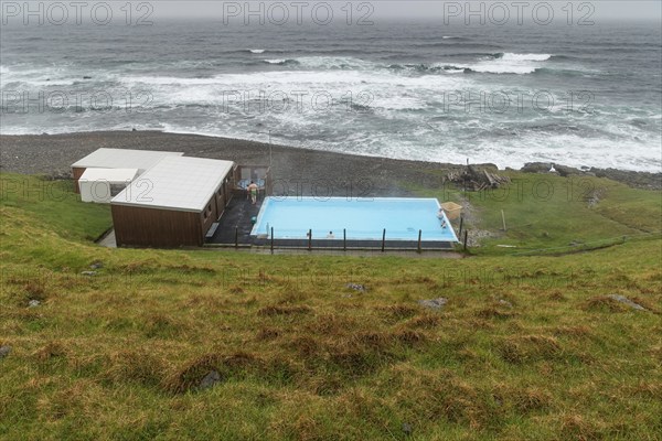 Krossneslaug, outdoor pool with hot spring by the sea, Krossnes, Norðurfjörður, Árnes, Strandir,