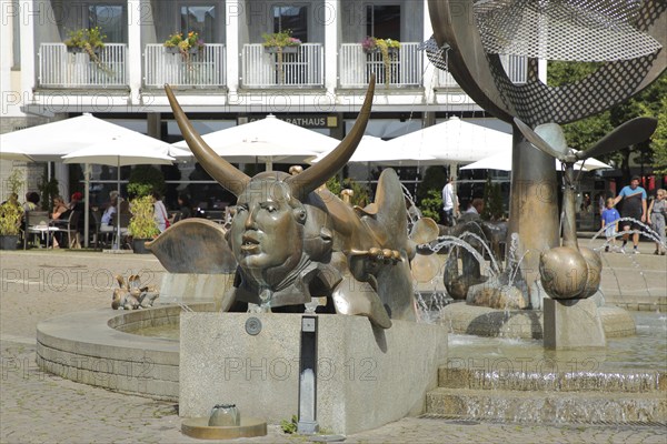 Buchhorn Fountain by the artist couple Rumpf, mythical creature, fantasy creature, fish figure,